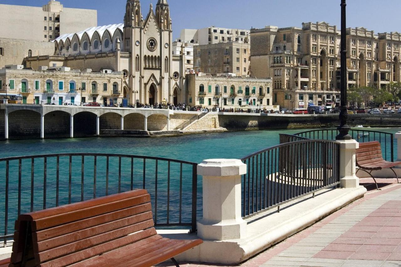 Saint Julian's Modern Apartment Steps To St George'S Bay מראה חיצוני תמונה